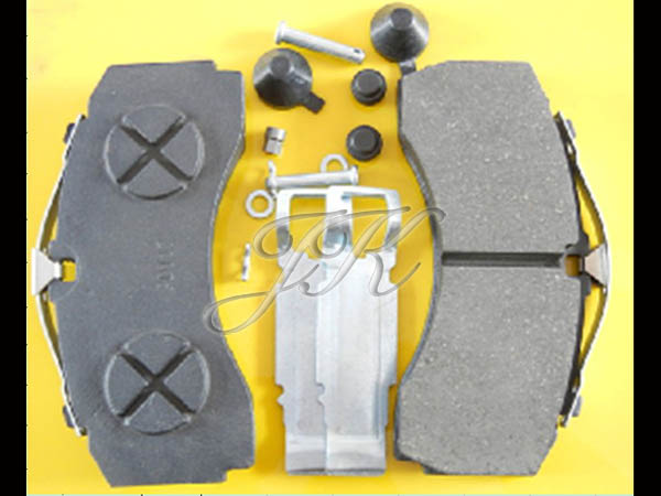 A0064201420 A0064205220 Actros MP3 brake pad 
